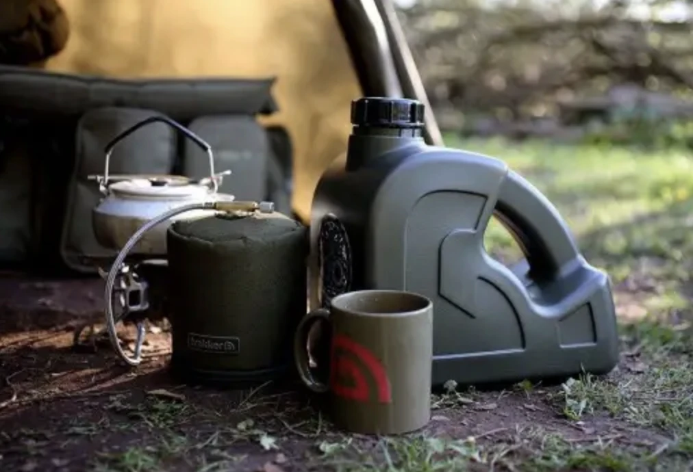 Туристическая канистра для воды