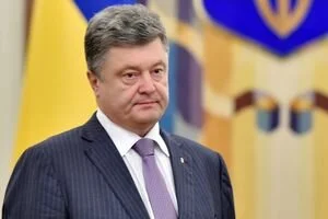 Порошенко отреагировал на решение Путина раздавать жителям ОРДЛО российские паспорта