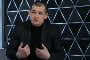 "Четкий сценарий": Лисянский заявил, что списки желающих получить российские паспорта уже составили
