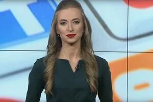 Целующийся Зеленский и несдержанный Гончаренко: чем политики занимались на прошлой неделе