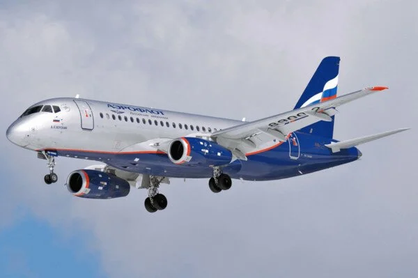 Очередной Sukhoi Superjet 100 сломался: лайнер не смог взлететь в Ростове