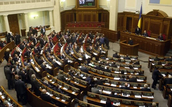 В расписании заседаний Верховной Рады нет вопроса об инаугурации Зеленского