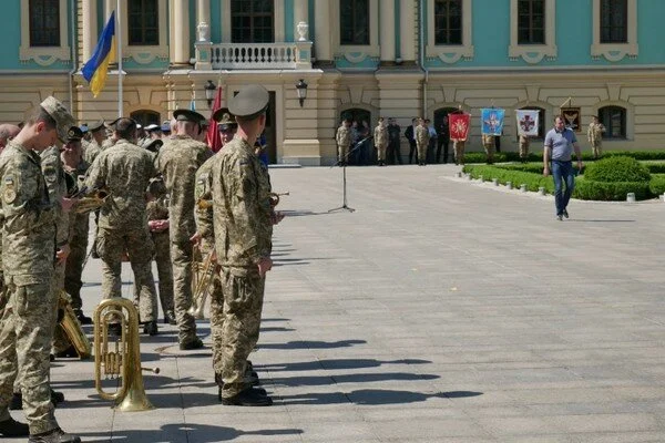 Под Радой началась генеральная репетиция торжественной инаугурации Зеленского (видео, фото)