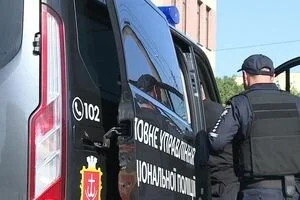 Колол иглой ради развлечения: в Виннице парень два месяца издевался над прохожими