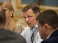 "Вони мене били, вони забрали в мене телефон": как Ляшко "чудил" на встрече Зеленского с главами фракций