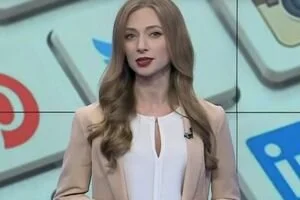 Поцелуи Юнкера, английский Зеленского и троллинг для депутатов: как политики провели прошлую неделю