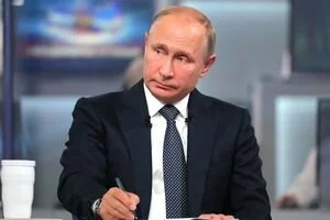 Путин рассказал, сколько РФ потеряла из-за ввода санкций