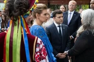 Первая леди и президент трогательно поздравили дочку с днем рождения
