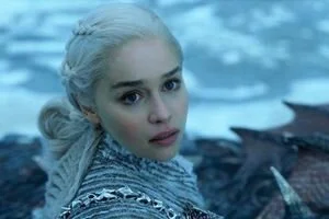 Новый символ Дома Старков: в сети появились первые фото приквела "Игры престолов"