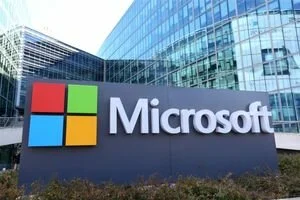 Украинец украл у Microsoft более $10 млн и купил за эти деньги Tesla