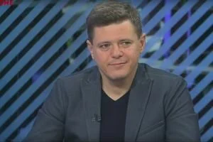 "Утро на NEWSONE": партия у Медведчука в Раде будет большей, чем у Тимошенко и Порошенко (26.07)