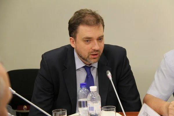 Зеленский познакомил нового министра обороны с военными