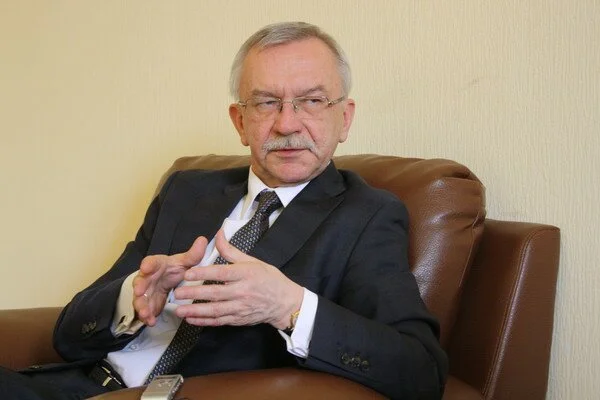 Посол Украины в Грузии попросил всех успокоиться и дождаться нормандского формата