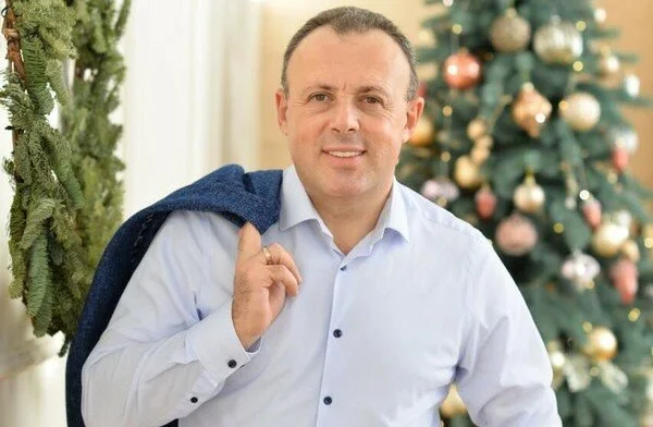 Владимир Александрович, где вы набрали этих мальчиков в жилетках?