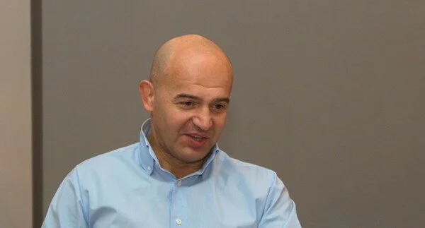 В аэропорту НАБУ пыталось задержать соратника Порошенко: политик уже покинул страну