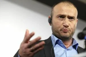 У бывшего нардепа Яроша родилась внучка