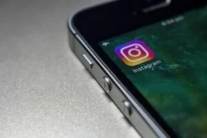 В Instagram внедрили очередную функцию, препятствующую буллингу