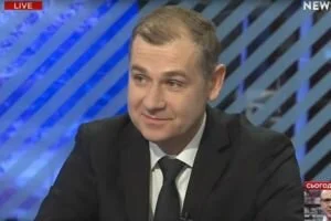 "Утро на NEWSONE": проблема в том, что власть слушает меньшинство, заинтересованное в продолжении войны (17.12)