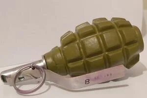Дворник нашел гранату во дворе жилого дома Харькова