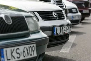 Украинские водители теперь могут декларировать свои легковушки онлайн