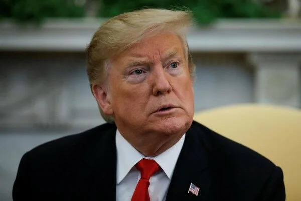 Трамп анонсировал применение нового лекарства от коронавируса: его использовали для лечения малярии