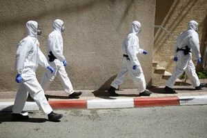 В Тернополе мужчина заболел COVID-19 только на 17 сутки после приезда из Словакии