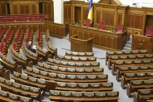 В парламент подали 12 постановлений об отмене закона о рынке земли