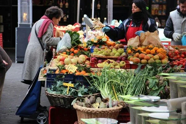 В Минздраве заявили, что окончательно закрывают все продуктовые рынки на карантин: причина