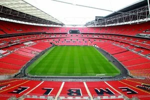 Англия готовится к возобновлению футбольного сезона