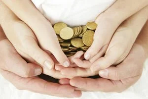 В Кабмине рассказали четыре способа получения социальной помощи во время карантина