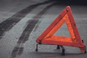 В Днепре водитель ВАЗ сбил пешехода и увез его в неизвестное место