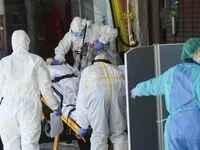 Президент поручил в ближайшее время погасить долги по зарплатам медикам