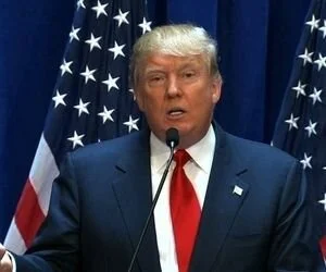 СМИ: Трамп перенес подписание нового миграционного указа