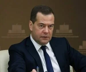 Навальный обнародовал доказательства существования "тайной империи" Медведева