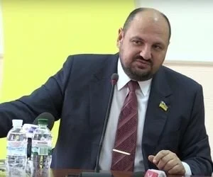 Розенблат: Никто не имел права заводить в Раду людей в форме