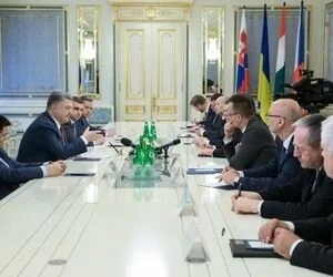 Порошенко обсудил с европейскими министрами сотрудничество в рамках НАТО