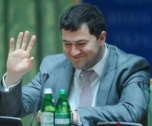 Насиров отказался показывать свой электронный браслет, поскольку носит его в интимной зоне