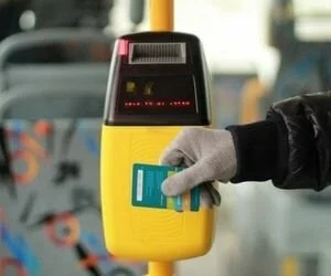 Зайцем проехаться не удастся: в силу вступил закон об электронных билетах