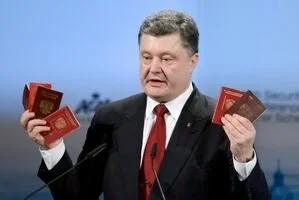 Порошенко после получения безвиза "позвал домой" оккупированные Донбасс и Крым