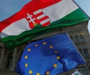 В Венгрии несколько тысяч человек вышли на марш протеста