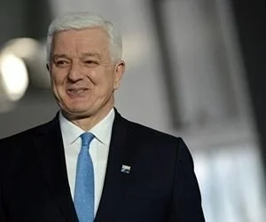 Премьер Черногории рассказал, обиделся ли на Трампа после инцидента в штаб-квартире НАТО