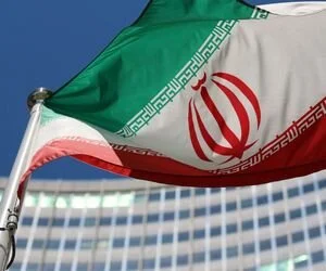 В здании парламента Ирана неизвестные расстреляли охранников