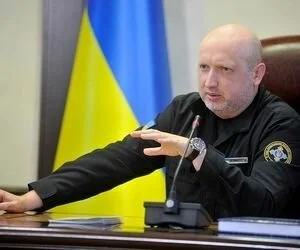 Турчинов заявил, что в Украине пора завершить АТО