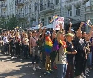 Противница Марша равенства: ЛГБТ-активисты боятся, чтобы мы их не догнали и не побили