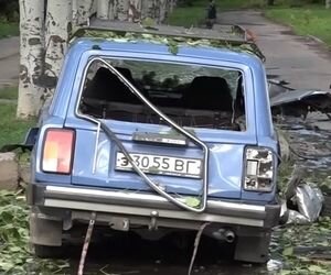 Появилось видео с места взрыва в центре оккупированного Луганска