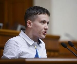 Савченко: В Раде происходит война президента с депутатским корпусом