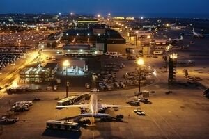 Истребитель ВВС США совершил экстренную посадку в гражданском аэропорту Бахрейна