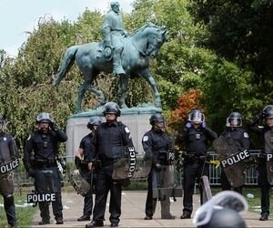 Трамп не одобрил инициативу сноса памятников рабовладельцам