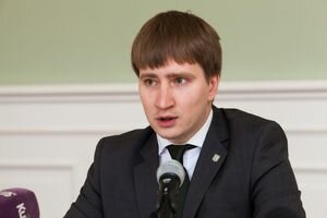 Прокуратура подозревает главу аппарата КГГА в подделке диплома