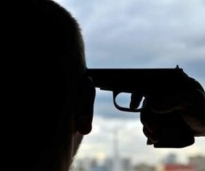 В столичной художественной галерее мужчина прострелил себе голову